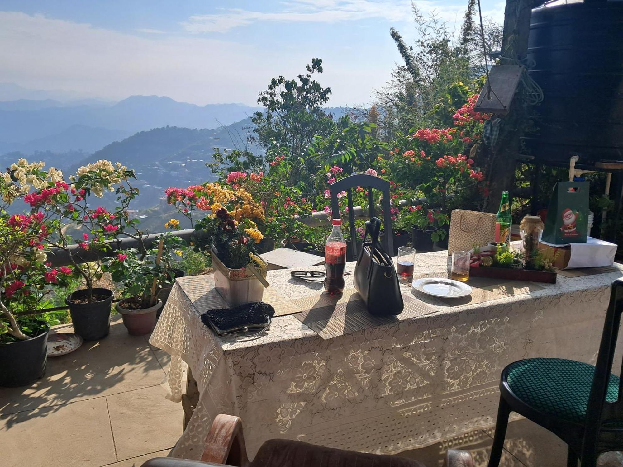 Dormitories/Hosteller, Giftland Homestay Aizawl Exterior photo